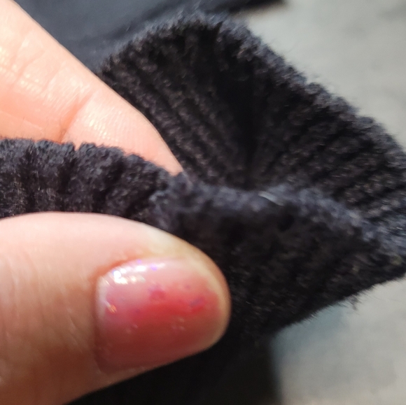 Diane Von Furstenberg Black V-neck Vintage Sweater - Picture 11 of 11